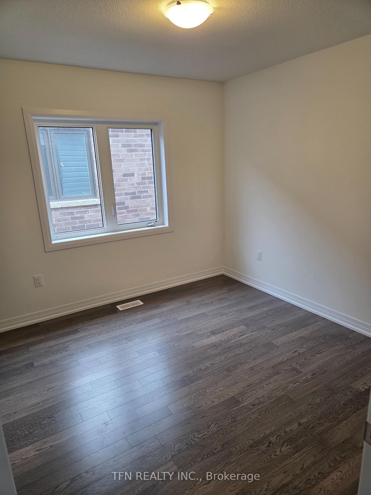Photo 24 of 22 Cresthaven Heights, Thorold, Rolling Meadows — HOMEH