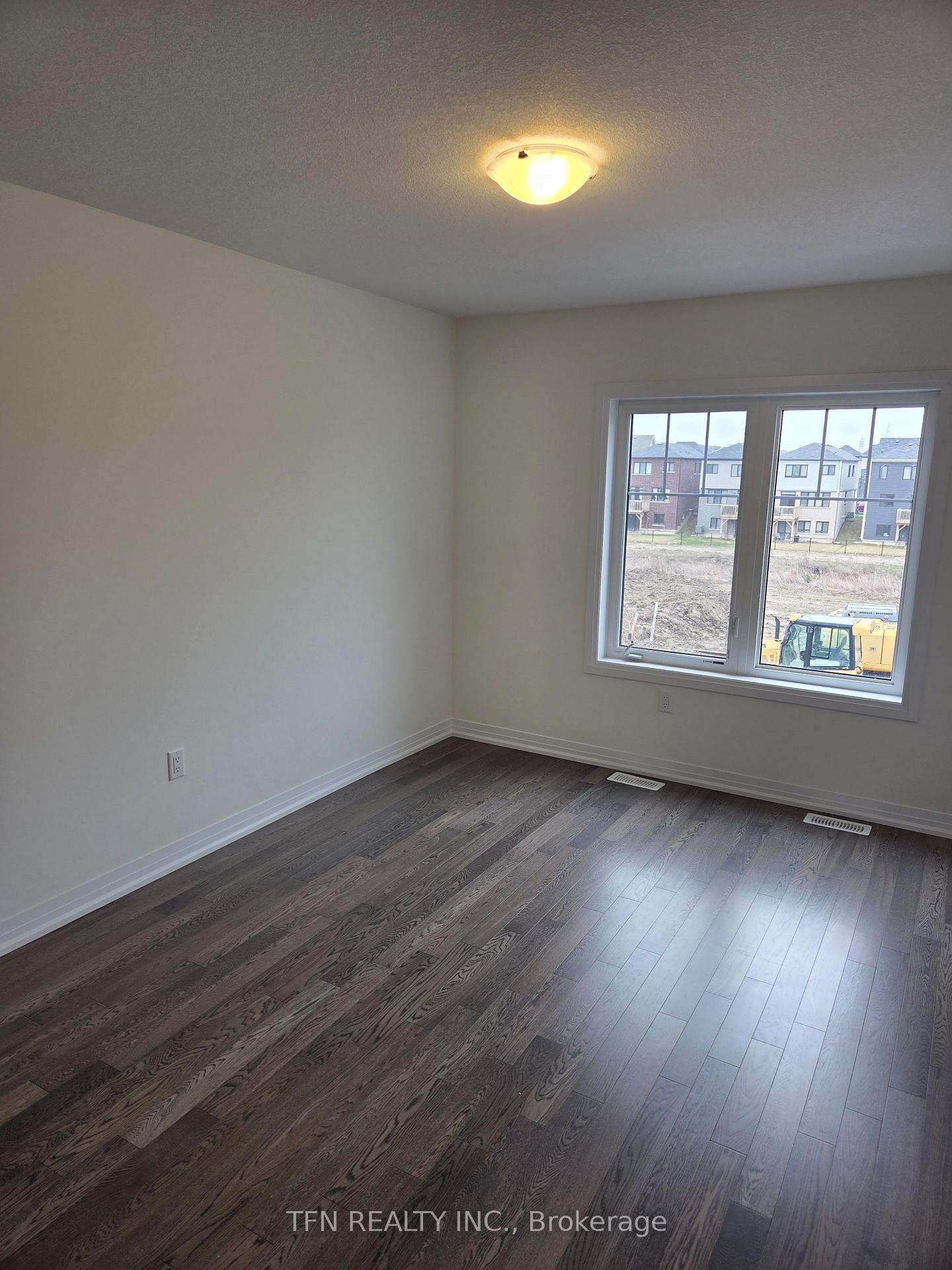 Photo 27 of 22 Cresthaven Heights, Thorold, Rolling Meadows — HOMEH