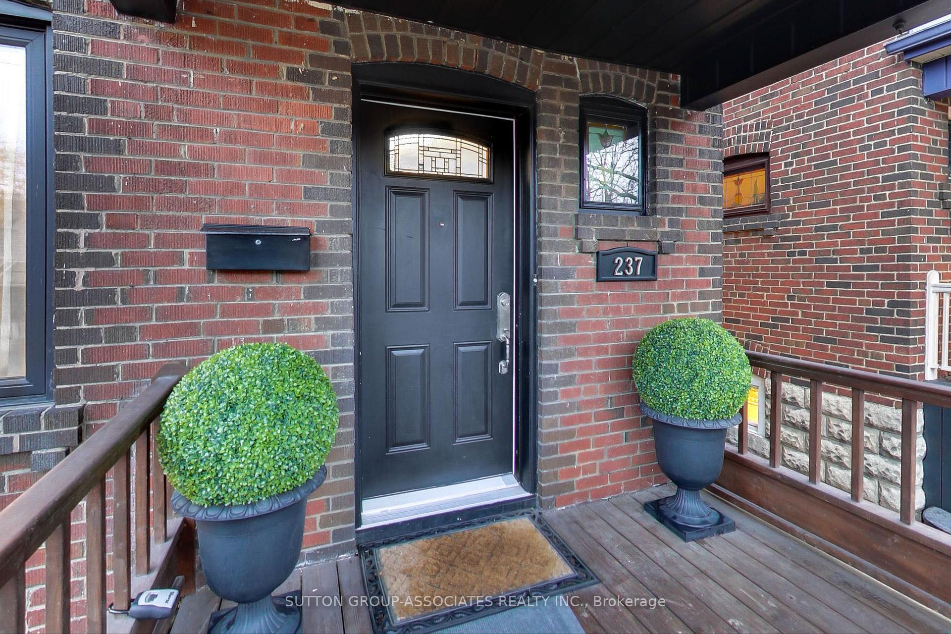 Photo 5 of 237 Arlington Avenue, Toronto, Humewood-Cedarvale — HOMEH