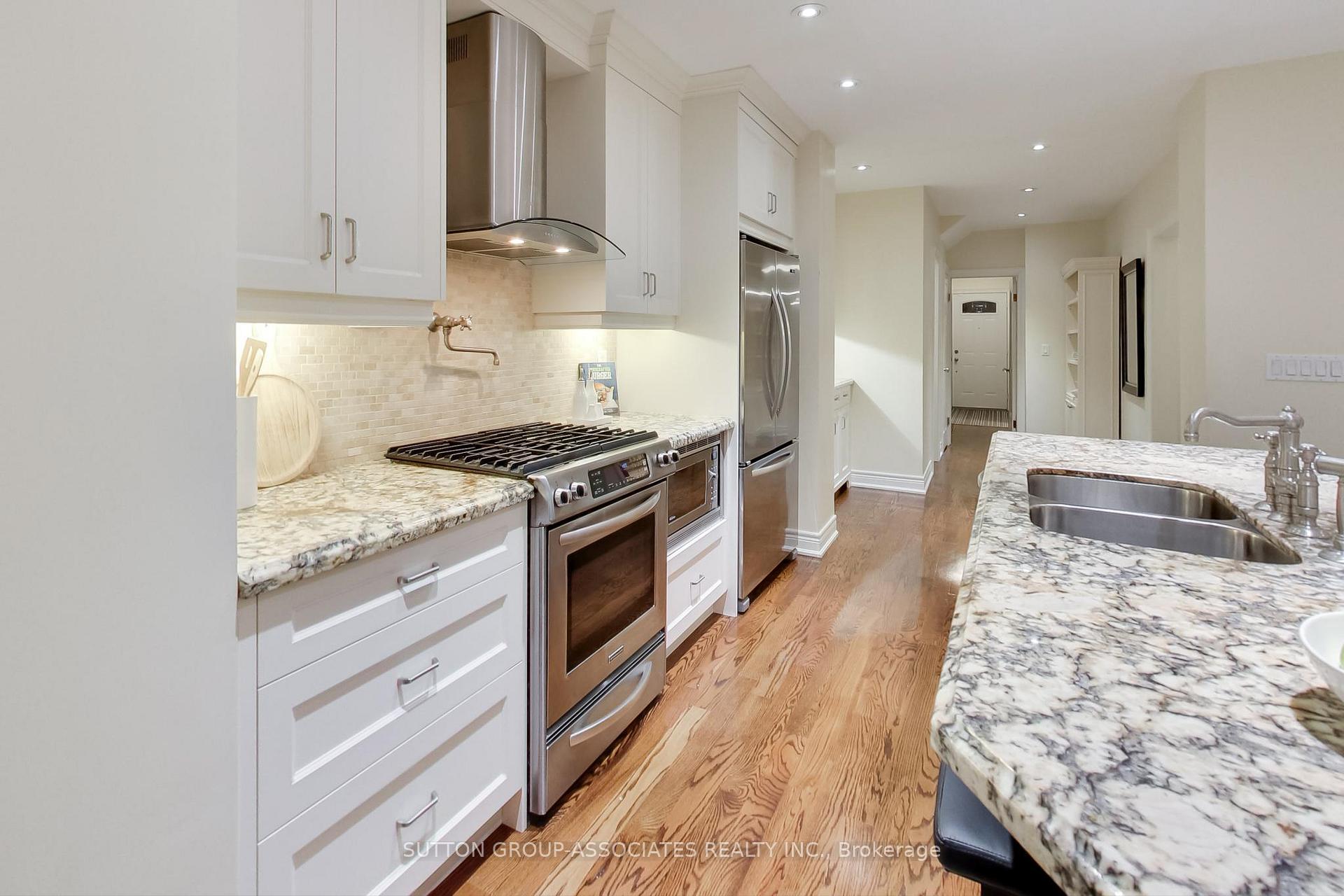 Photo 16 of 237 Arlington Avenue, Toronto, Humewood-Cedarvale — HOMEH