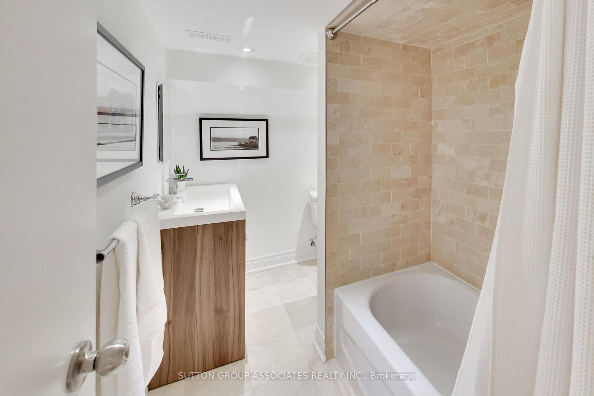 Photo 29 of 237 Arlington Avenue, Toronto, Humewood-Cedarvale — HOMEH