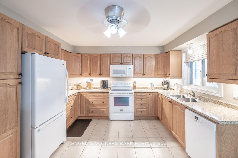 Photo 7 of 13 Sheppard Drive, Tay, Victoria Harbour — HOMEH