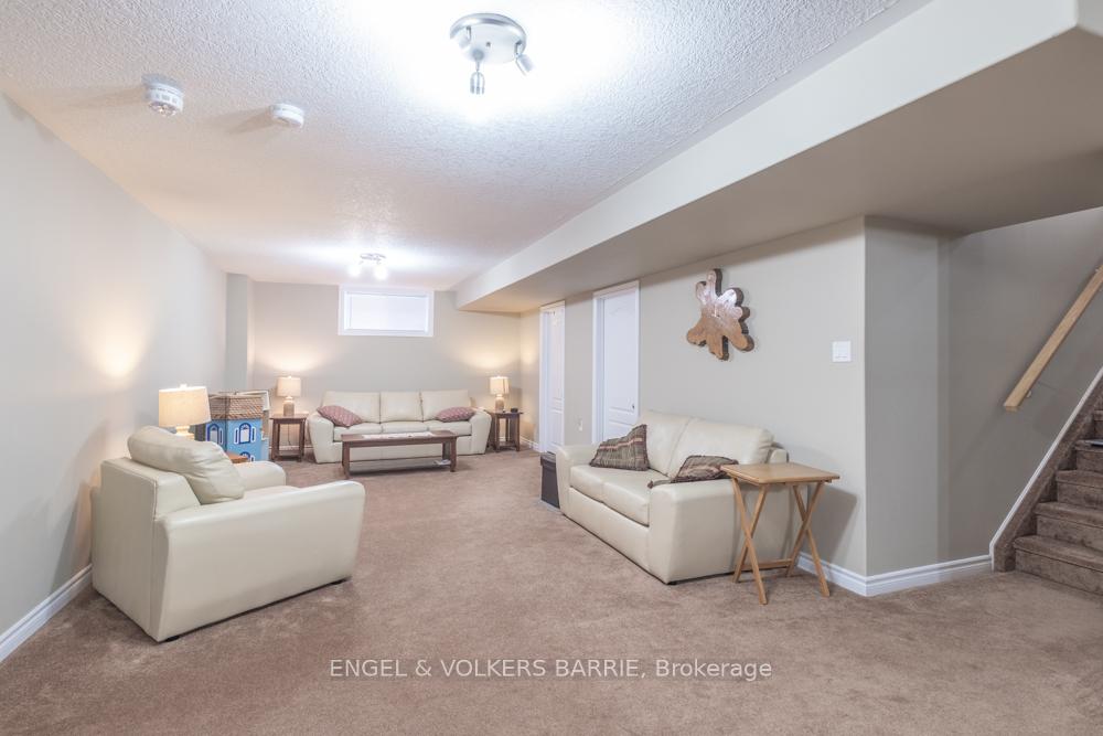 Photo 15 of 13 Sheppard Drive, Tay, Victoria Harbour — HOMEH
