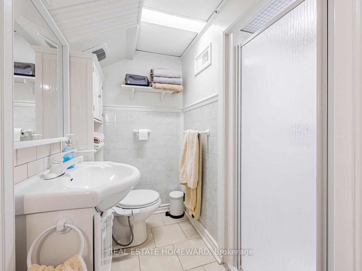 Photo 27 of 166 Linden Avenue, Scarborough, Kennedy Park — HOMEH