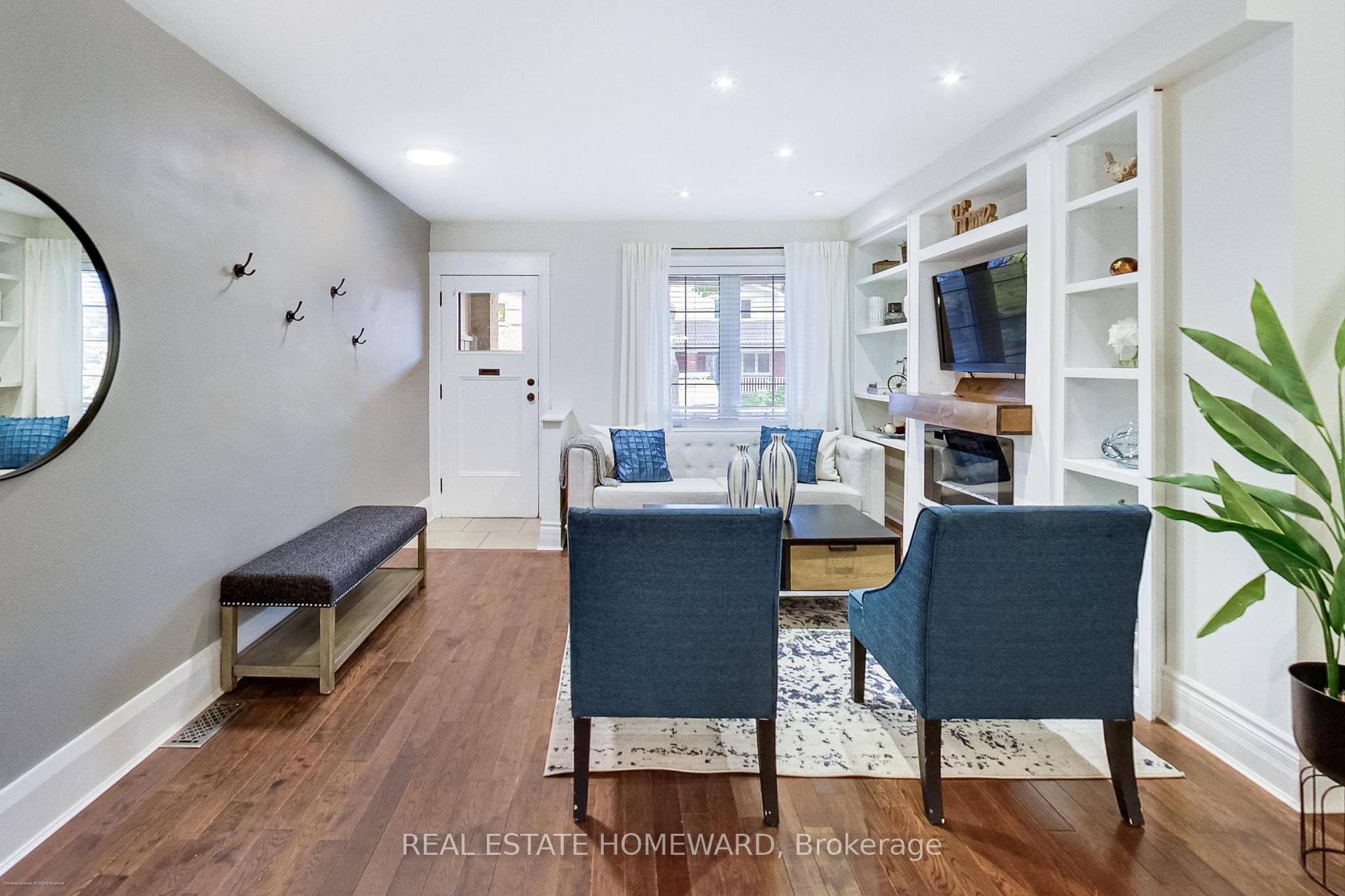 Photo 11 of 205 Lawlor Avenue, Toronto, East End-Danforth — HOMEH