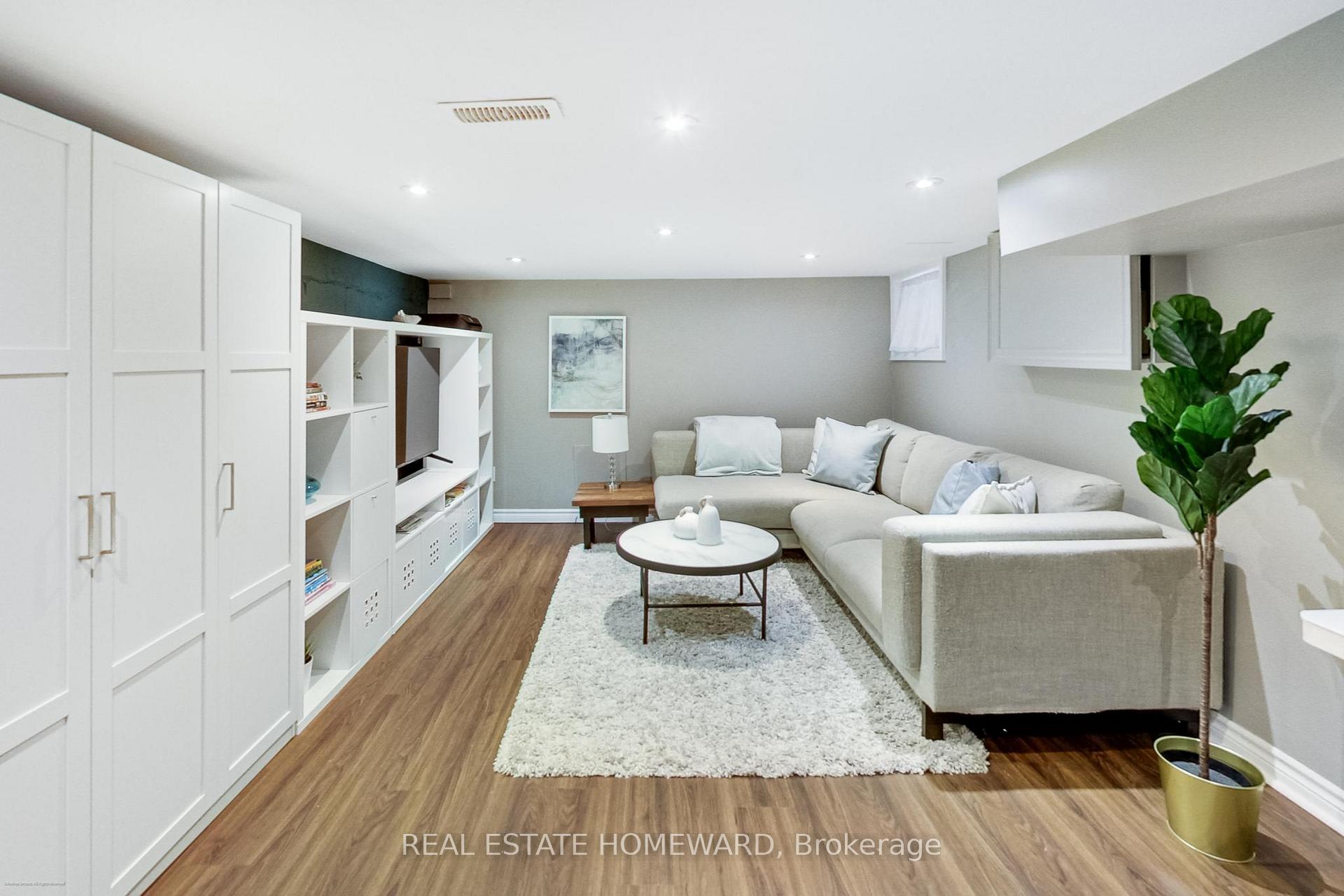 Photo 22 of 205 Lawlor Avenue, Toronto, East End-Danforth — HOMEH
