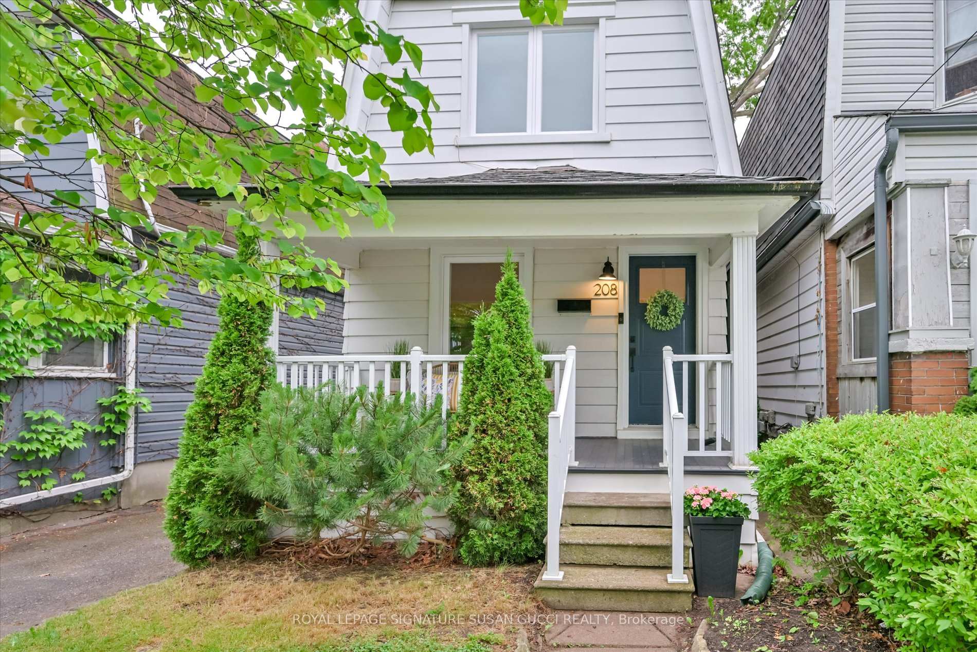 Photo 1 of 208 Oak Park Avenue, Toronto, Woodbine-Lumsden — HOMEH