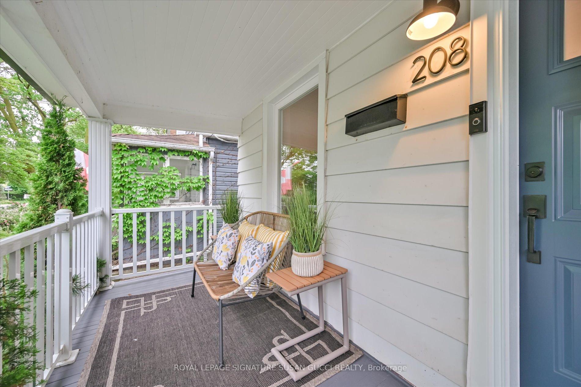 Photo 3 of 208 Oak Park Avenue, Toronto, Woodbine-Lumsden — HOMEH