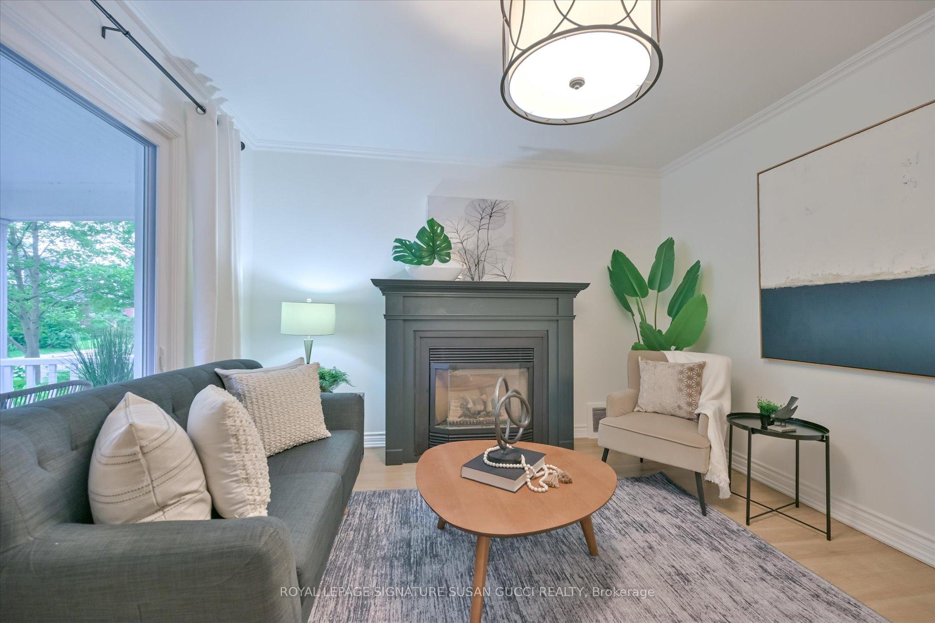 Photo 6 of 208 Oak Park Avenue, Toronto, Woodbine-Lumsden — HOMEH