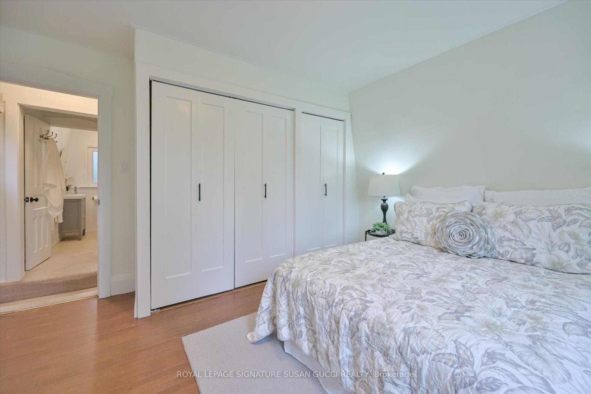 Photo 15 of 208 Oak Park Avenue, Toronto, Woodbine-Lumsden — HOMEH
