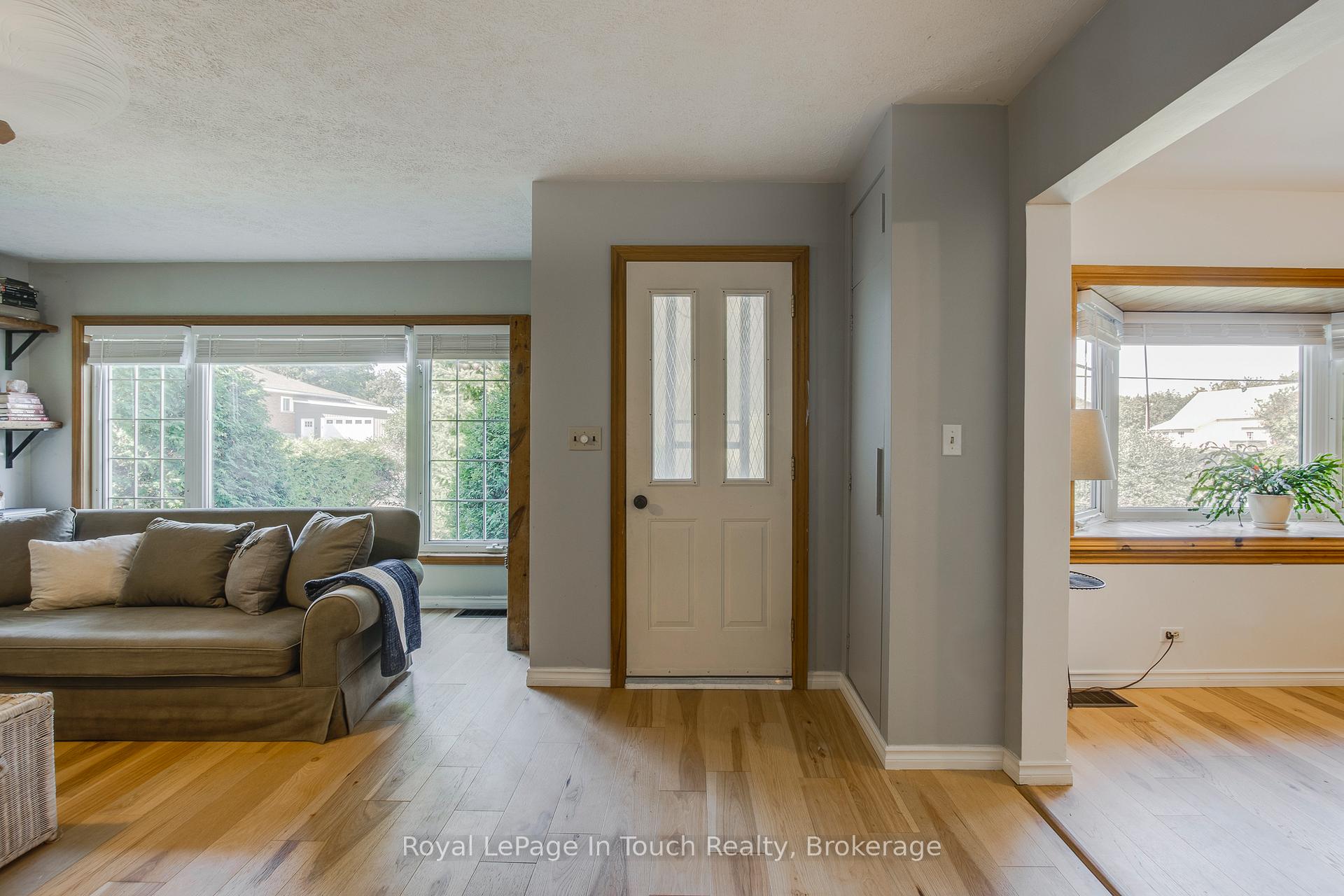 Photo 8 of 317 Lafontaine Road W, Tiny, Lafontaine — HOMEH