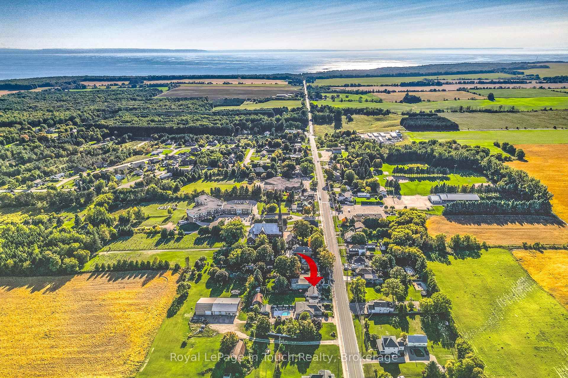 Photo 27 of 317 Lafontaine Road W, Tiny, Lafontaine — HOMEH