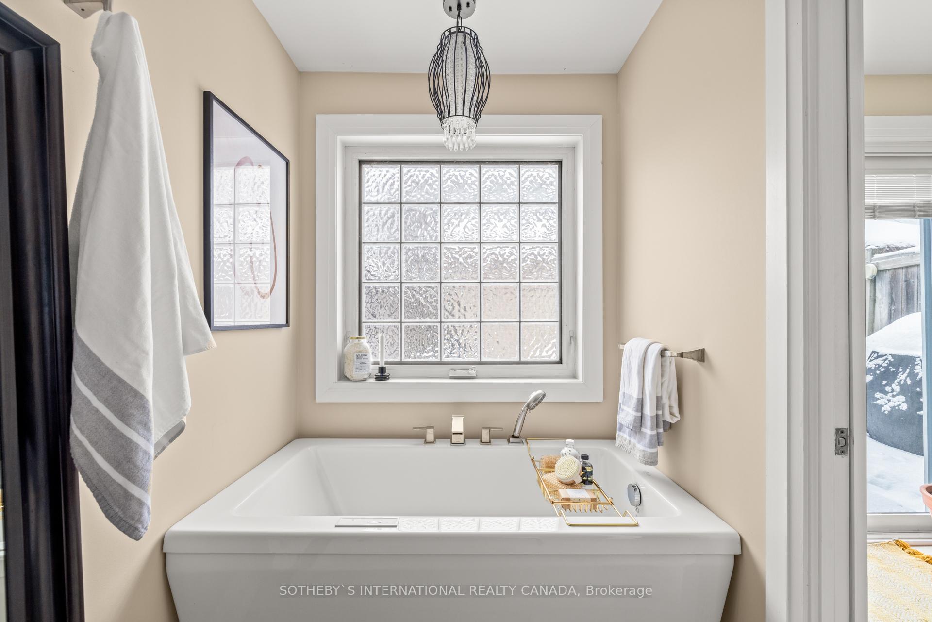 Photo 19 of 48 Logan Avenue, Toronto, South Riverdale — HOMEH