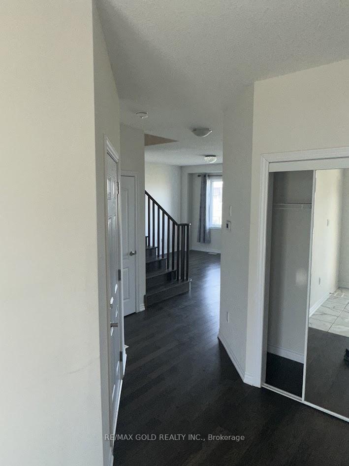 Photo 4 of 10 Peach Street, Thorold, Rolling Meadows — HOMEH