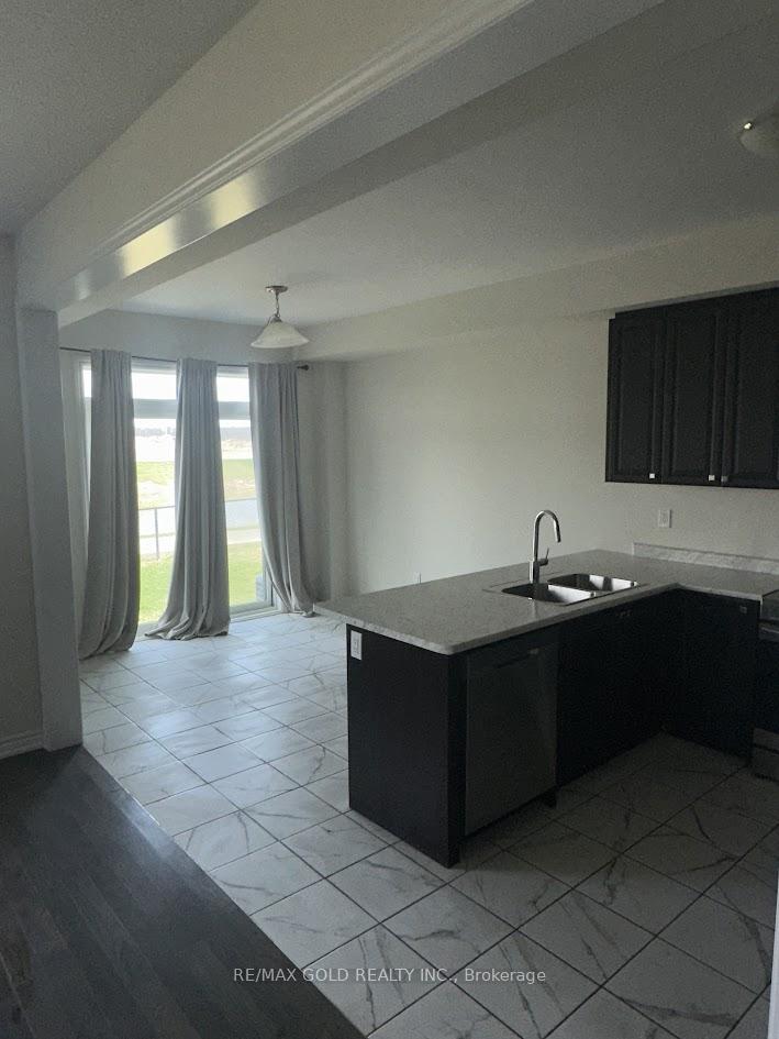 Photo 8 of 10 Peach Street, Thorold, Rolling Meadows — HOMEH