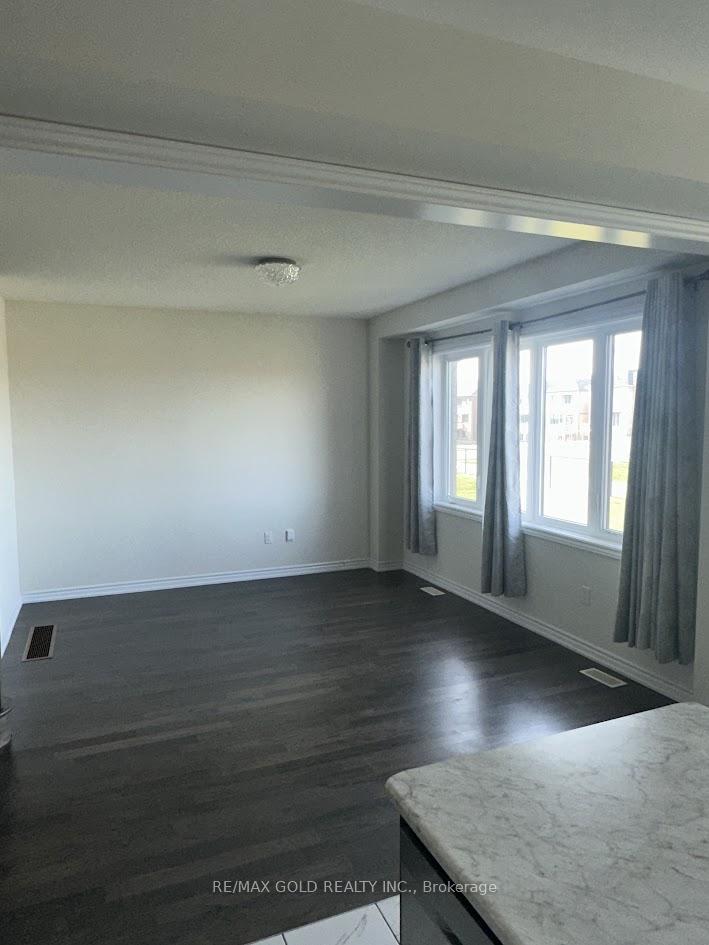 Photo 26 of 10 Peach Street, Thorold, Rolling Meadows — HOMEH