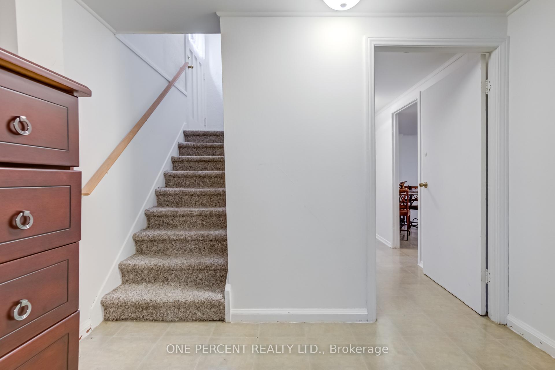 Photo 24 of 88 Lynnhaven Road, Toronto, Englemount-Lawrence — HOMEH