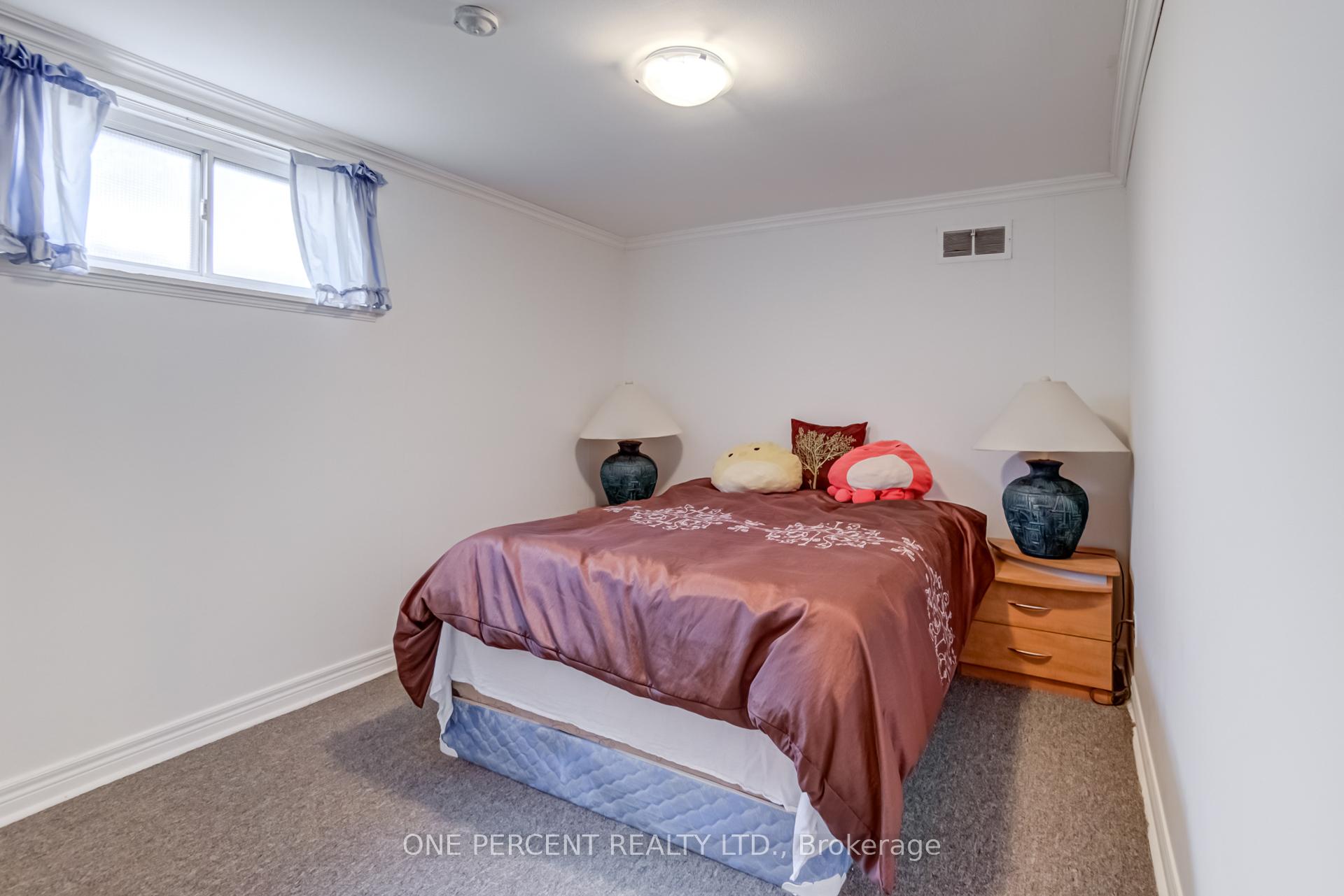 Photo 28 of 88 Lynnhaven Road, Toronto, Englemount-Lawrence — HOMEH