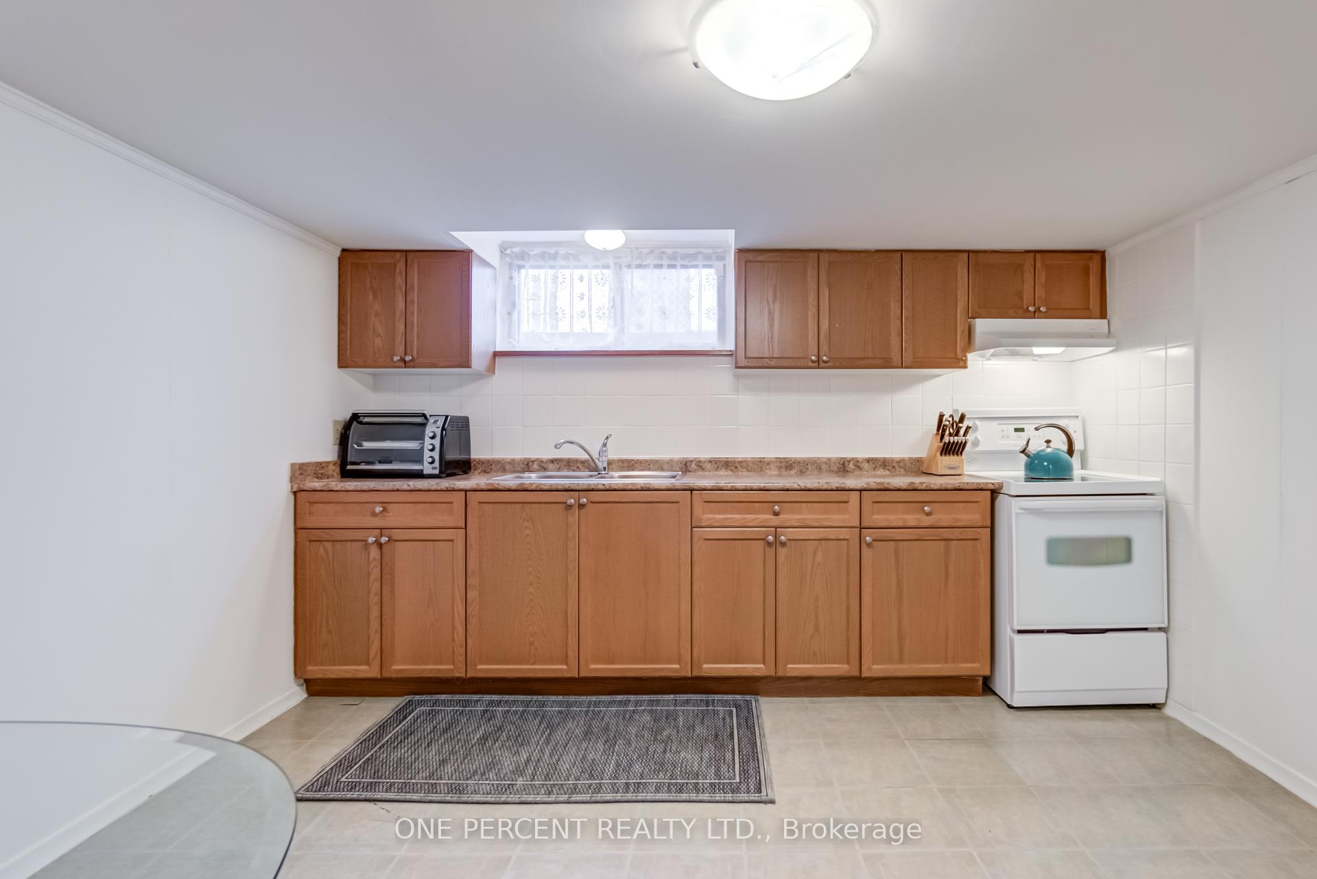 Photo 29 of 88 Lynnhaven Road, Toronto, Englemount-Lawrence — HOMEH