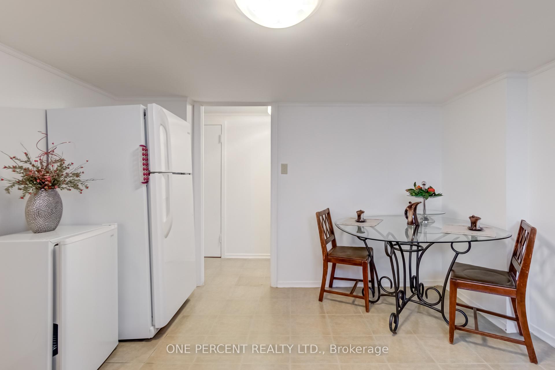 Photo 30 of 88 Lynnhaven Road, Toronto, Englemount-Lawrence — HOMEH