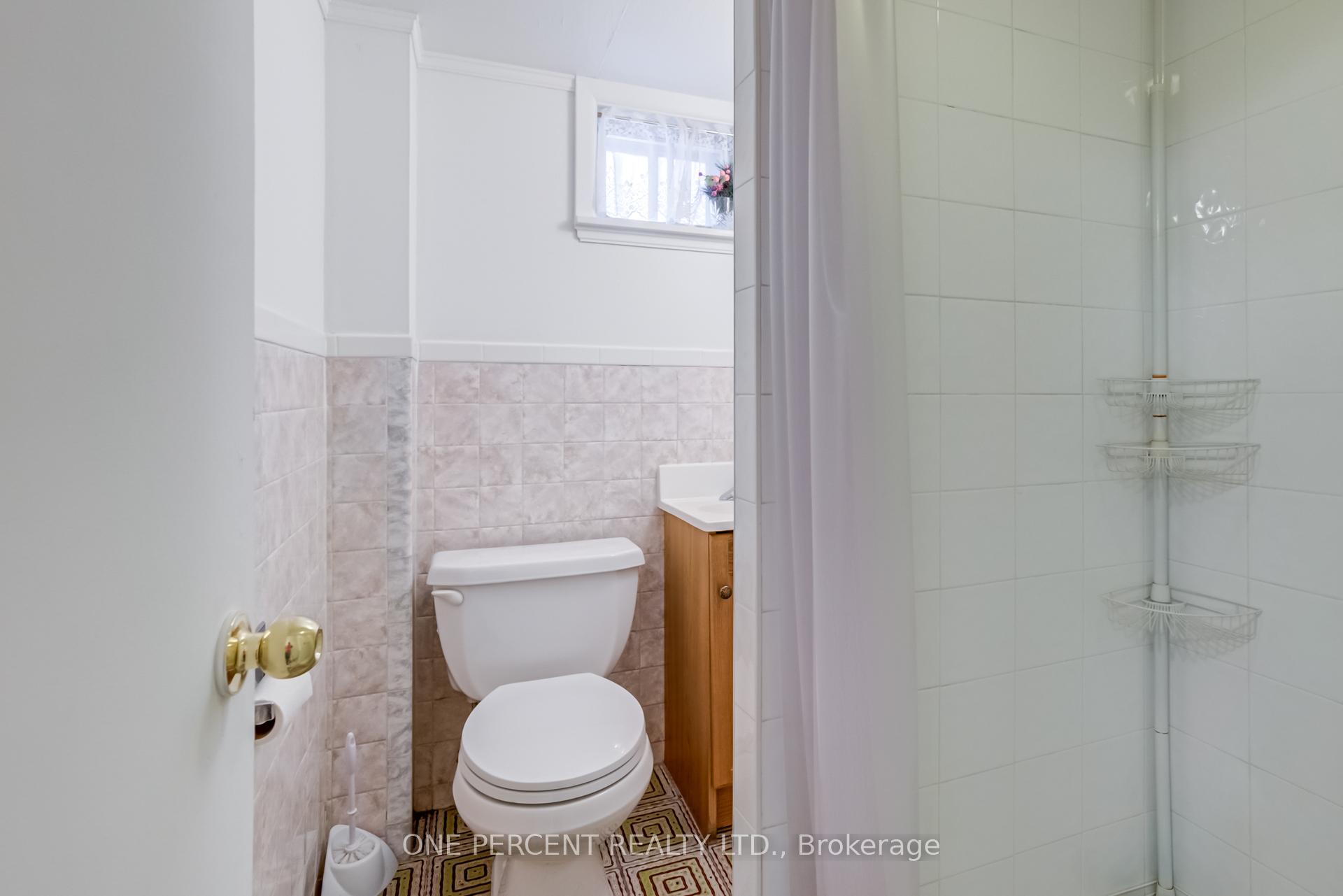Photo 31 of 88 Lynnhaven Road, Toronto, Englemount-Lawrence — HOMEH