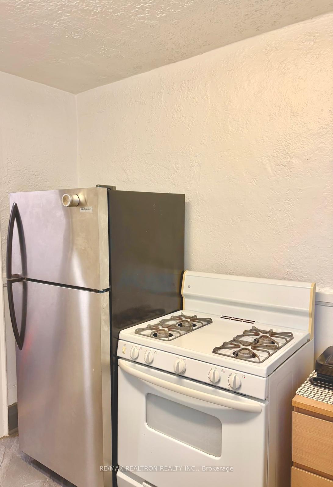 Photo 13 of Unit 11, 113 Vaughan Road, Toronto, Humewood-Cedarvale — HOMEH