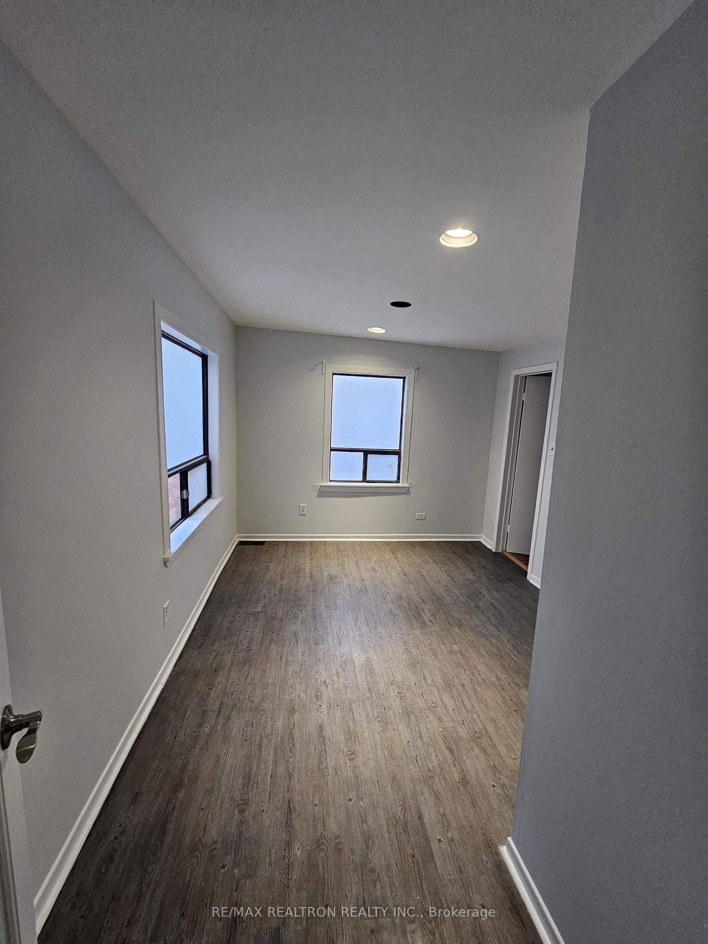 Photo 2 of Unit 1, 600 Church Street, Toronto, Church-Yonge Corridor — HOMEH