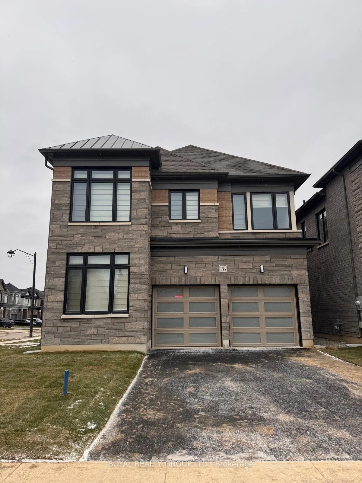 Photo 2 of 76 Soules Square, Hamilton, Binbrook — HOMEH
