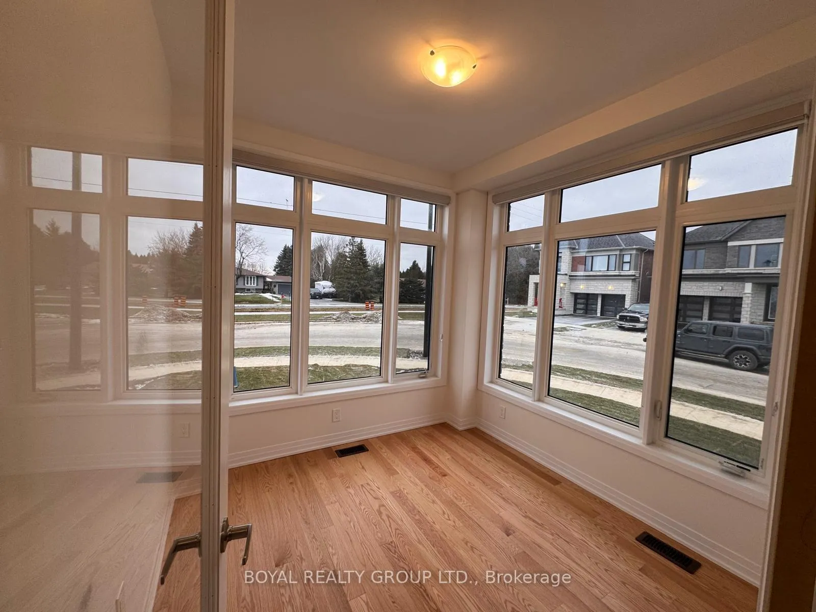 Photo 7 of 76 Soules Square, Hamilton, Binbrook — HOMEH