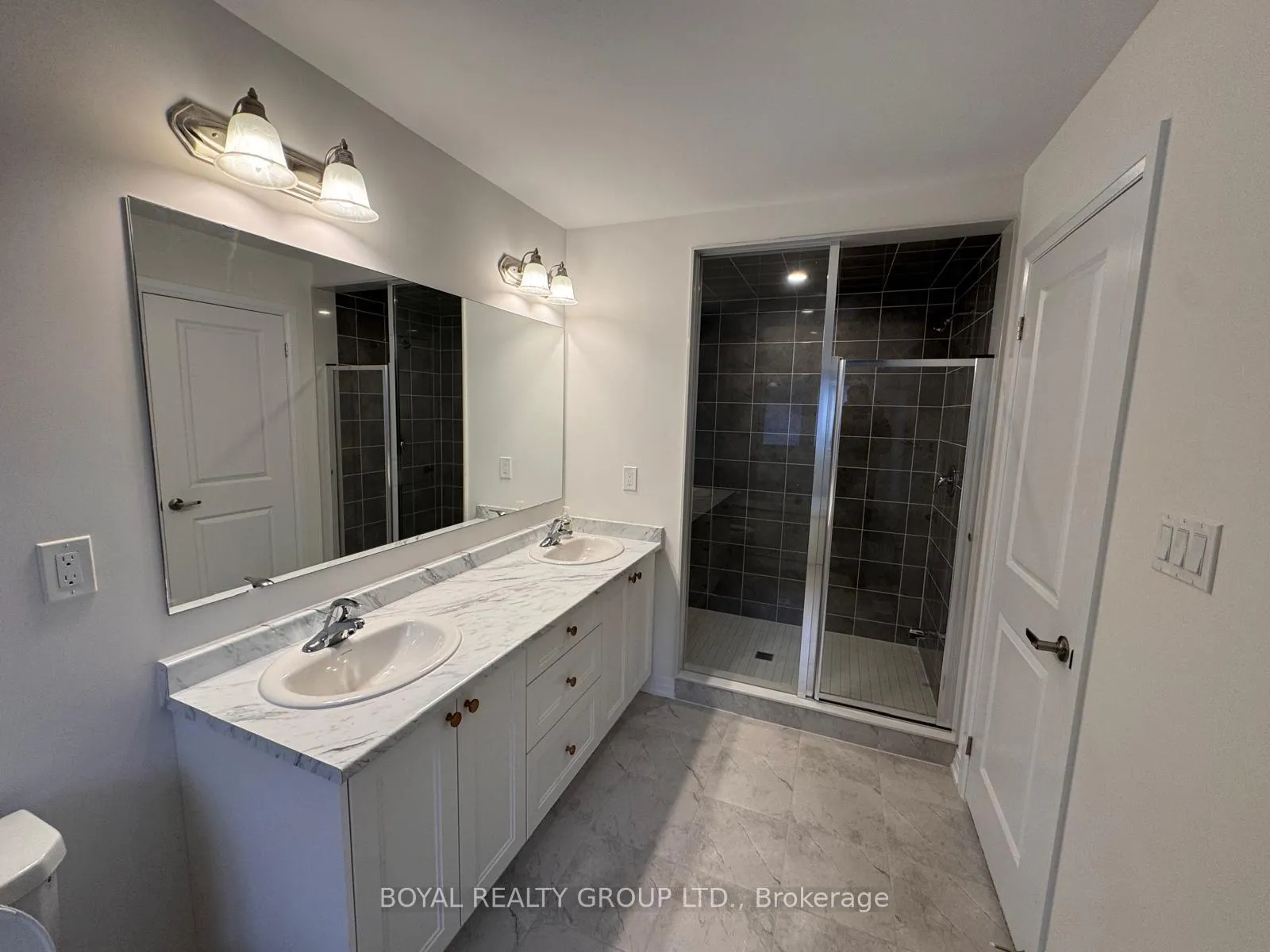 Photo 18 of 76 Soules Square, Hamilton, Binbrook — HOMEH