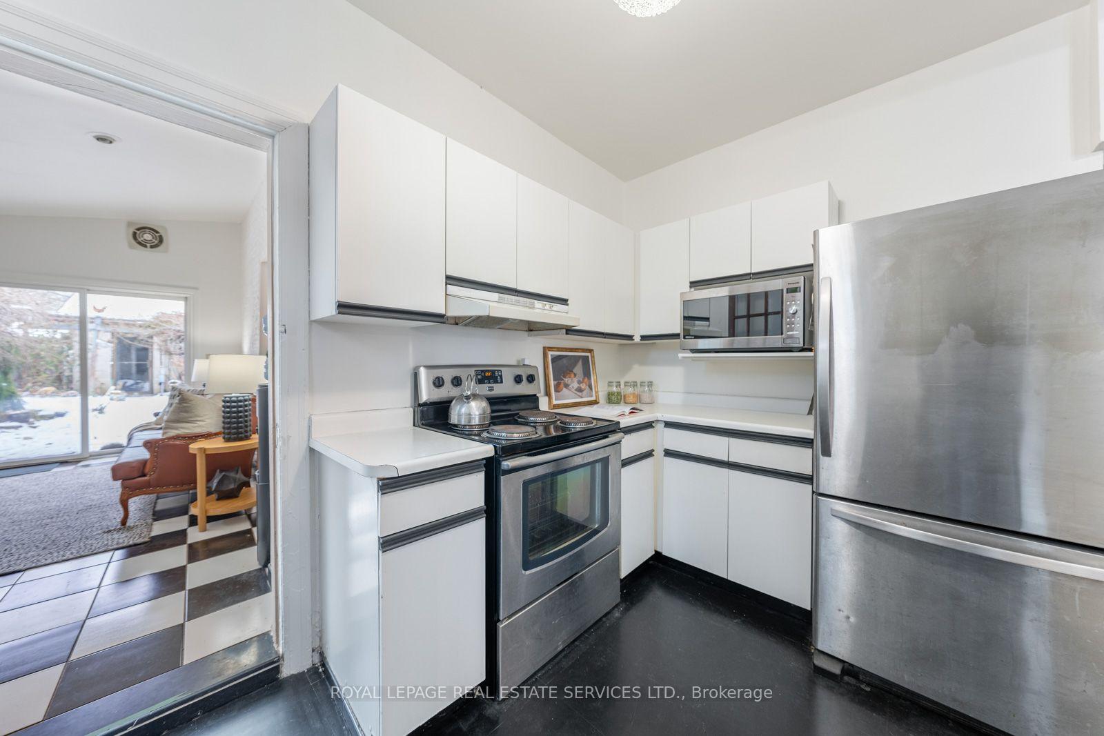 Photo 12 of 141 Dovercourt Road, Toronto, Trinity-Bellwoods — HOMEH