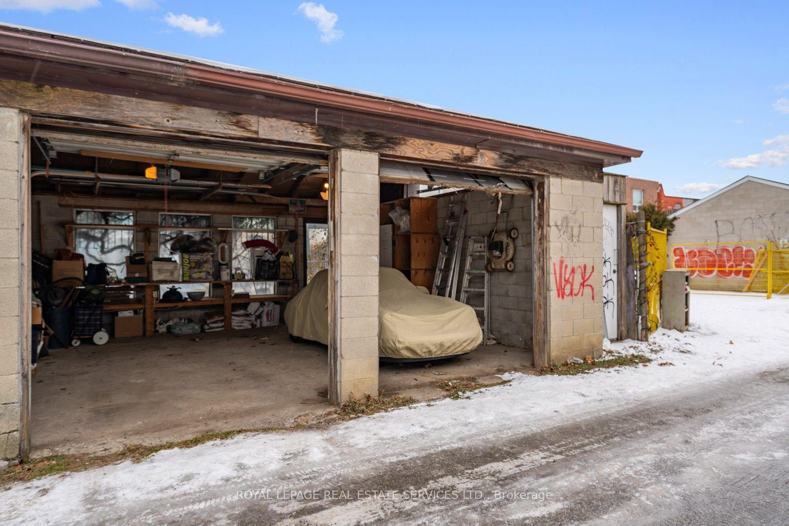Photo 37 of 141 Dovercourt Road, Toronto, Trinity-Bellwoods — HOMEH