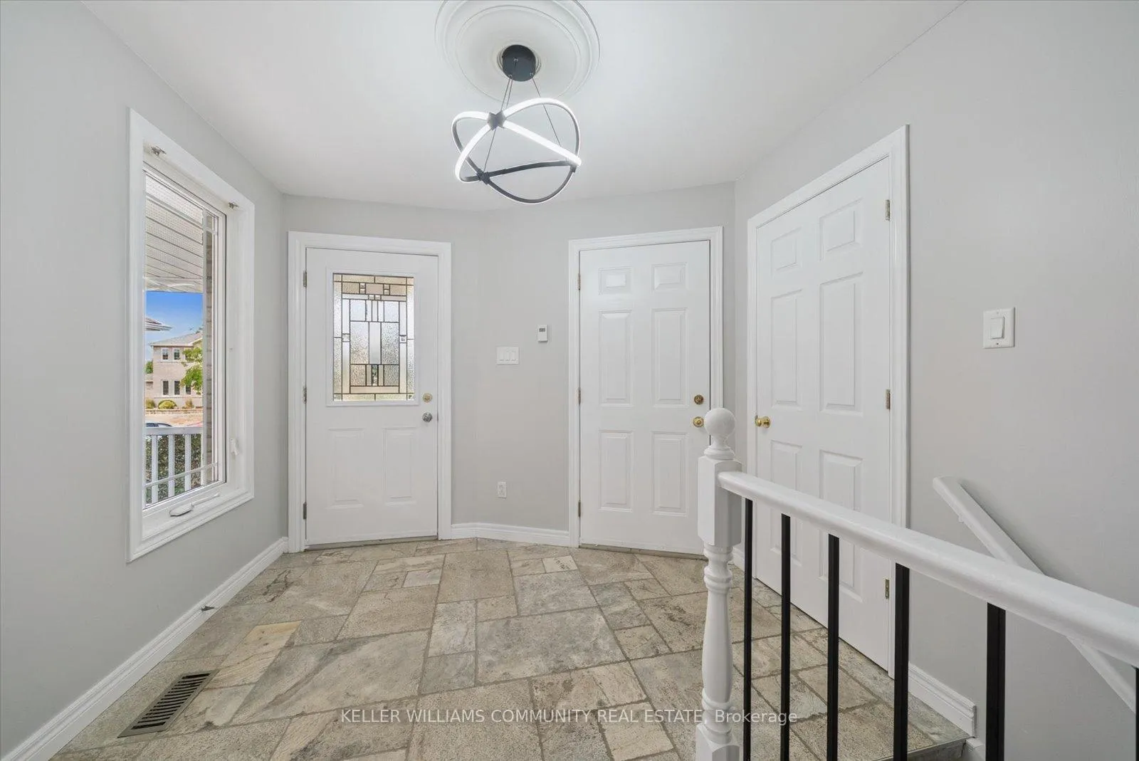 Photo 5 of 1777 Keppler Crescent, Peterborough, Monaghan Ward 2 — HOMEH