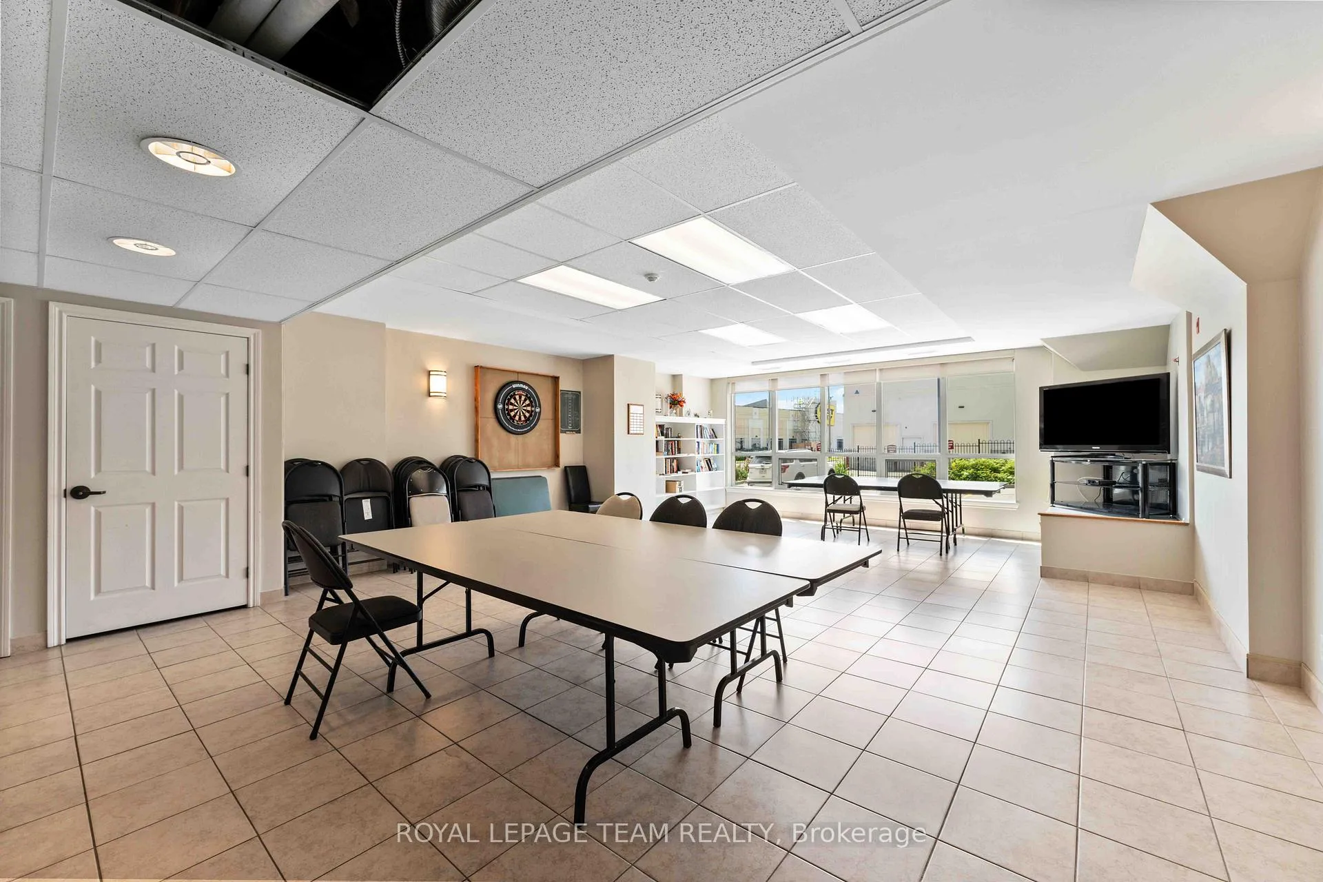Photo 30 of Unit 801, 120 Grant Carman Drive, Ottawa, Borden Farm/Stewart Farm/Carleton Heights/Parkwood Hills — HOMEH