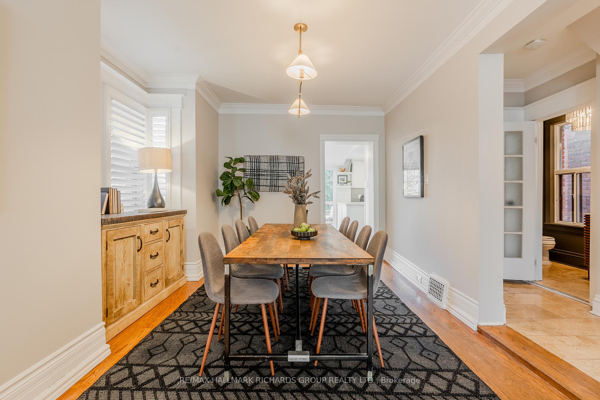 Photo 6 of 310 Lee Avenue, Toronto, The Beaches — HOMEH
