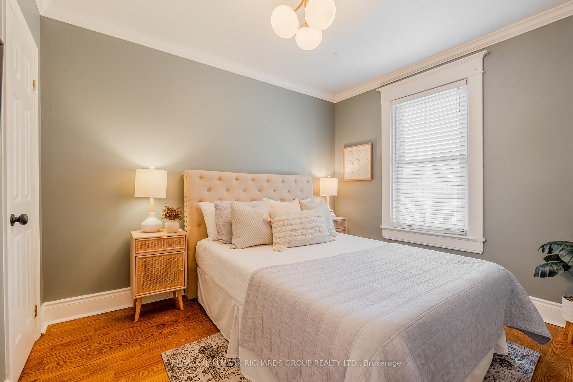 Photo 16 of 310 Lee Avenue, Toronto, The Beaches — HOMEH