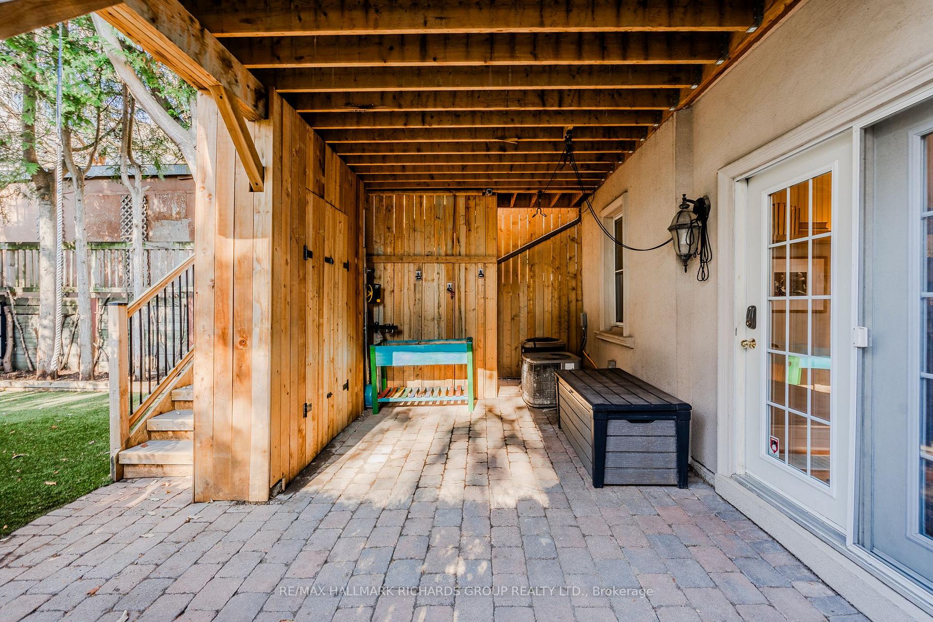 Photo 26 of 310 Lee Avenue, Toronto, The Beaches — HOMEH