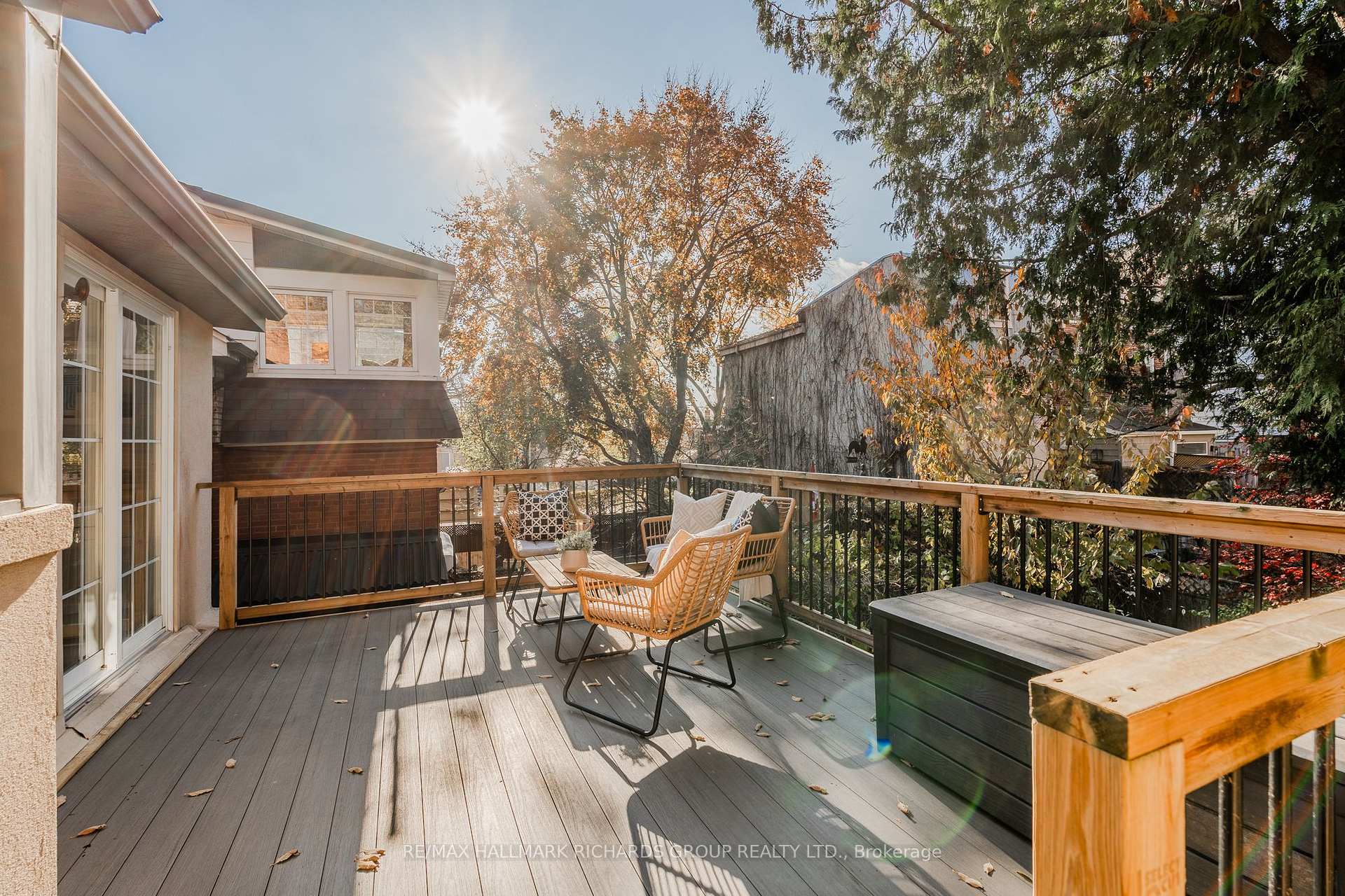 Photo 29 of 310 Lee Avenue, Toronto, The Beaches — HOMEH