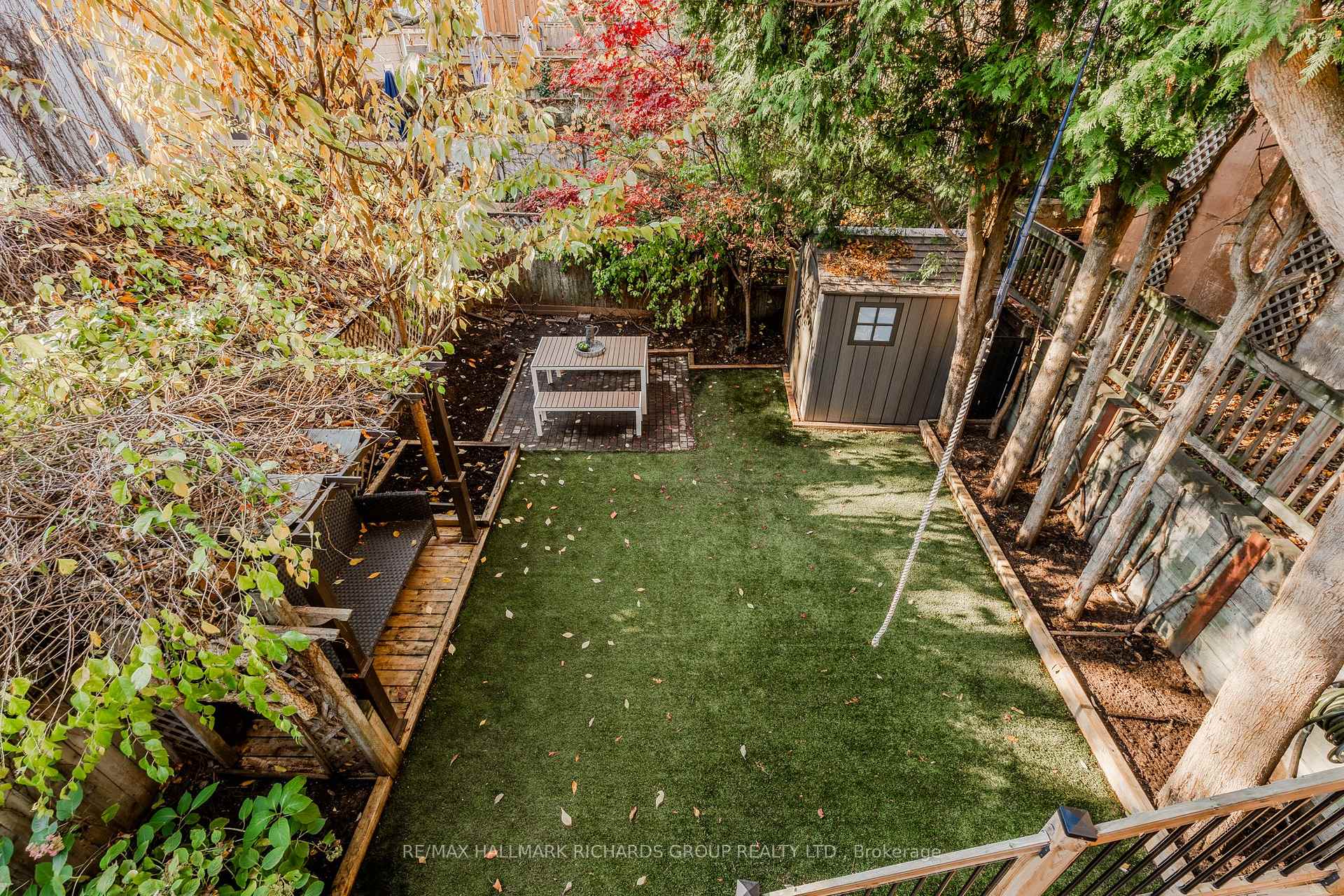 Photo 31 of 310 Lee Avenue, Toronto, The Beaches — HOMEH