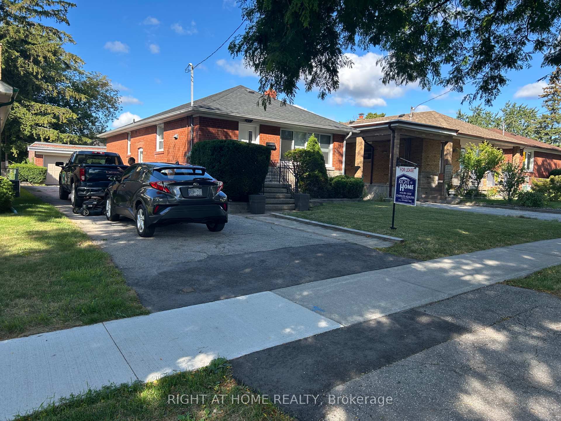 Photo 2 of Unit Main, 1032 Pharmacy Avenue, Scarborough, Wexford-Maryvale — HOMEH