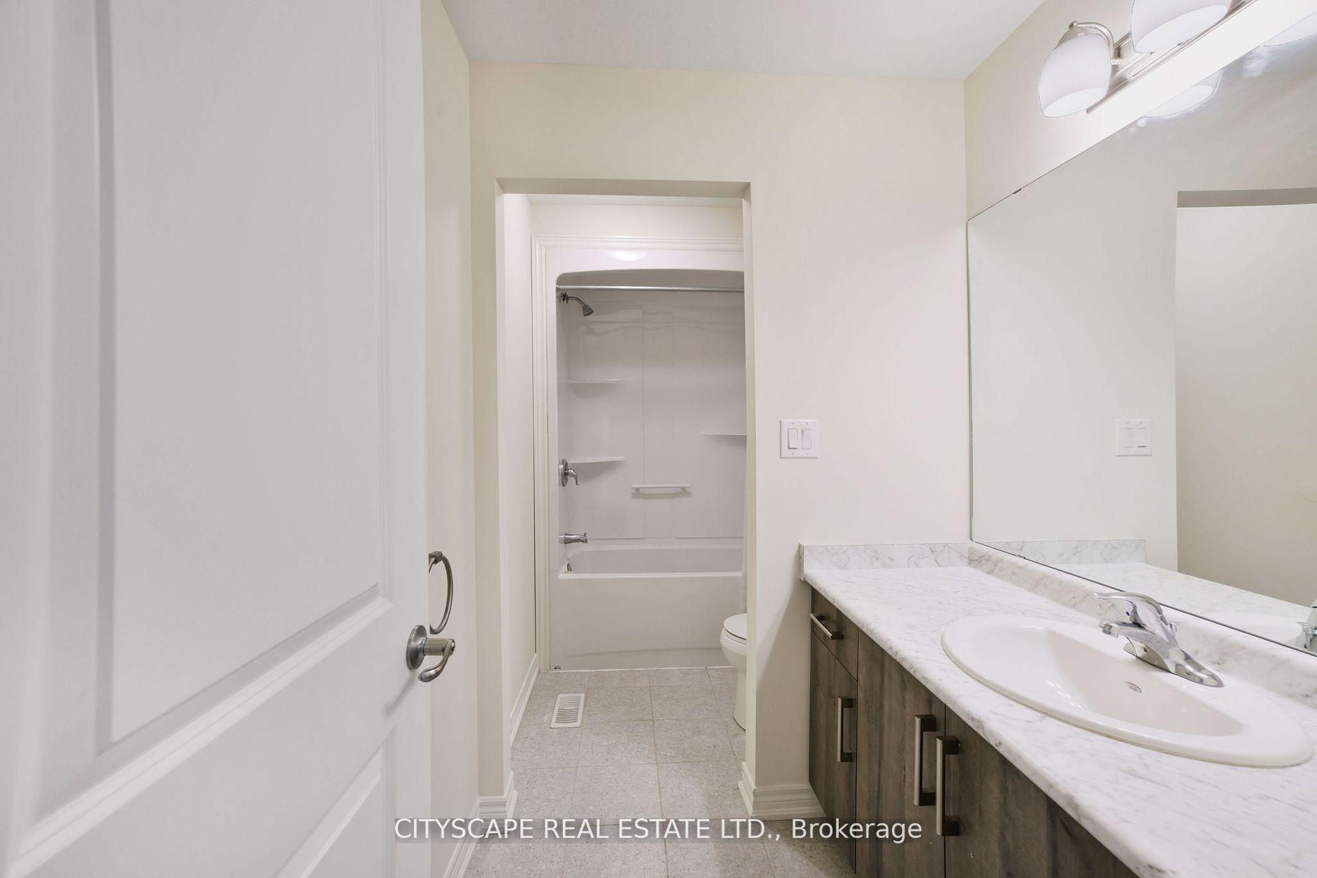 Photo 25 of 47 Bowman Crescent, Thorold, Hurricane/Merrittville — HOMEH