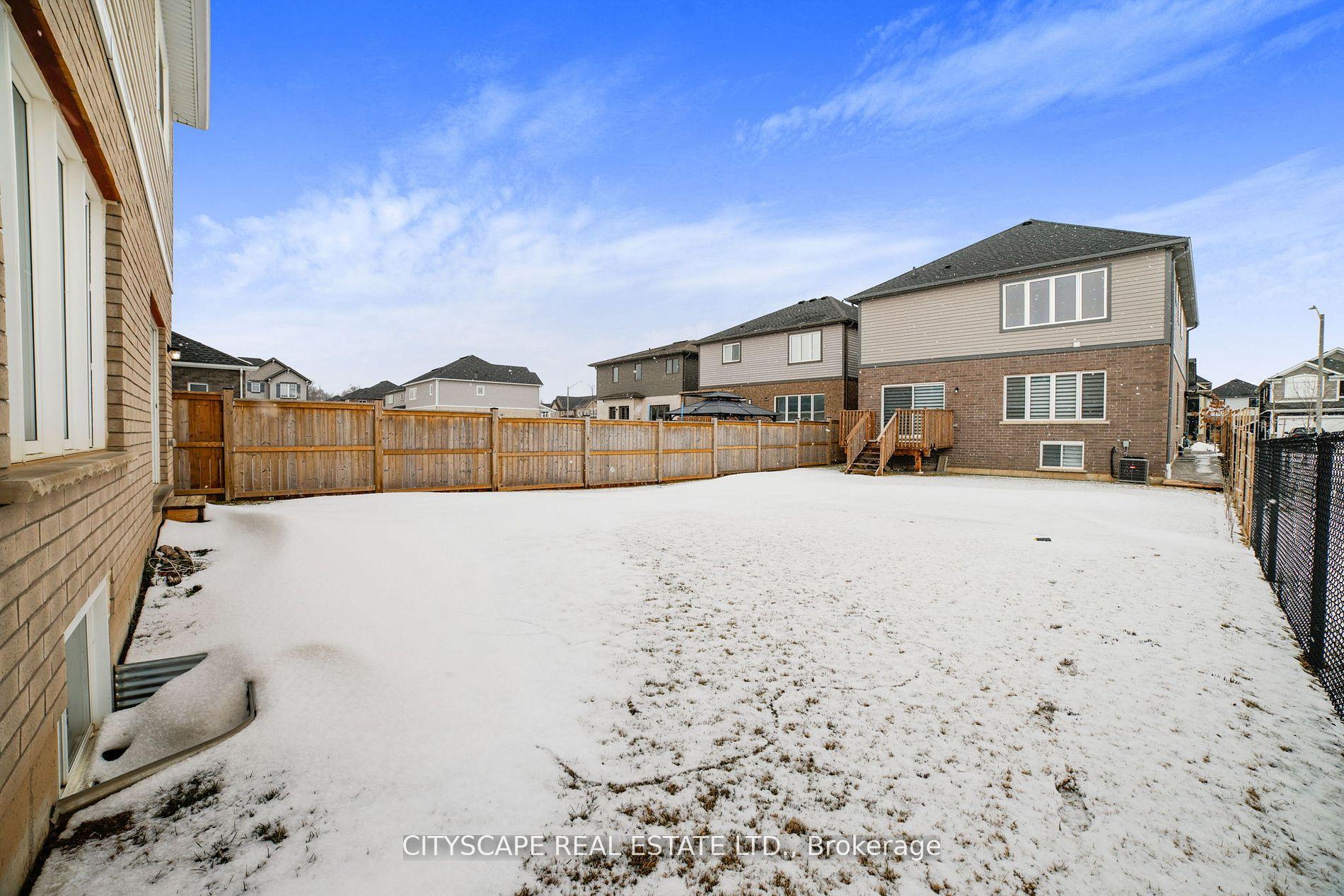 Photo 40 of 47 Bowman Crescent, Thorold, Hurricane/Merrittville — HOMEH