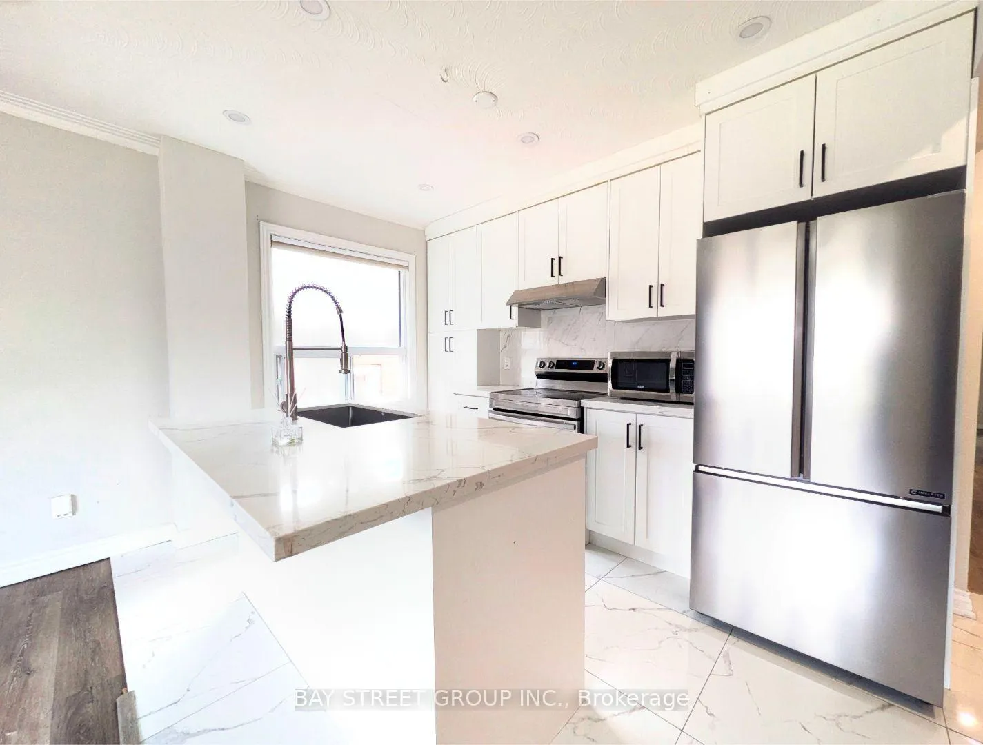 Photo 6 of Unit MAIN, 8 Storey Crescent, Etobicoke, Eringate-Centennial-West Deane — HOMEH