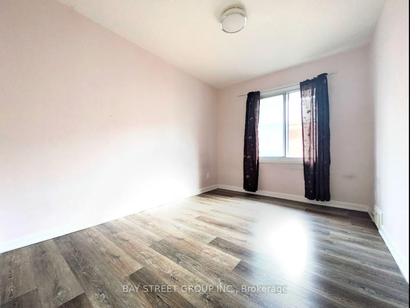 Photo 11 of Unit MAIN, 8 Storey Crescent, Etobicoke, Eringate-Centennial-West Deane — HOMEH