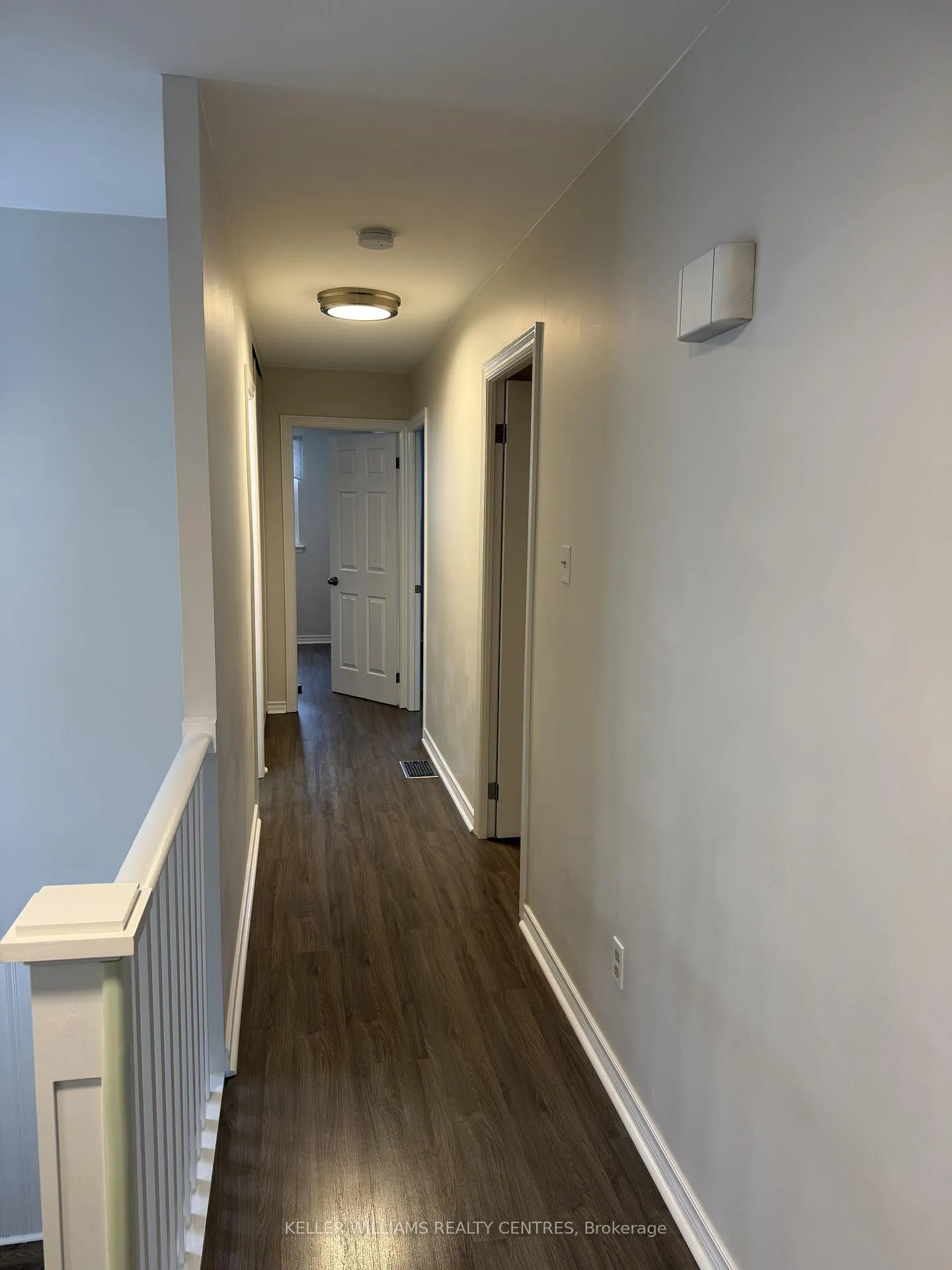 Photo 8 of Unit Main, 691 Irwin Crescent, Newmarket, Huron Heights-Leslie Valley — HOMEH