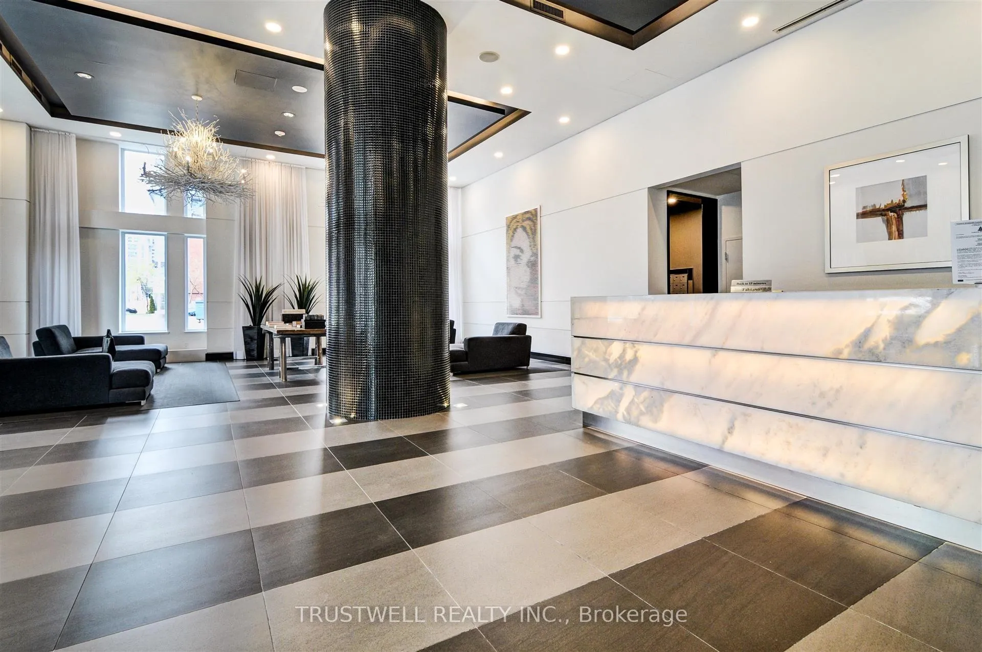 Photo 13 of Unit 1611, 83 Redpath Avenue, Toronto, Mount Pleasant West — HOMEH