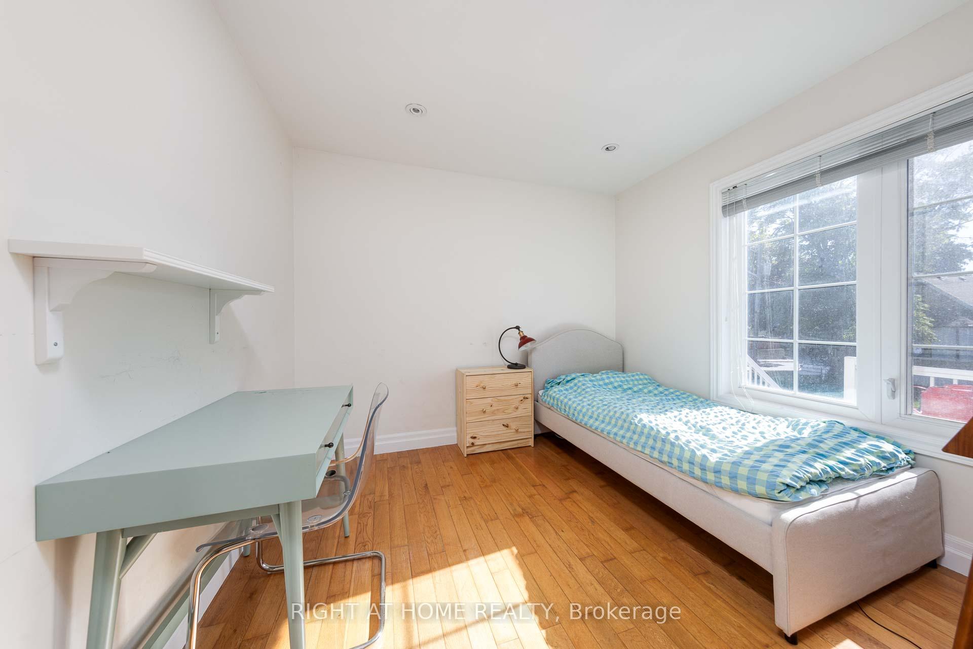 Photo 3 of 48 Hanson Road, Toronto, Oakwood Village — HOMEH