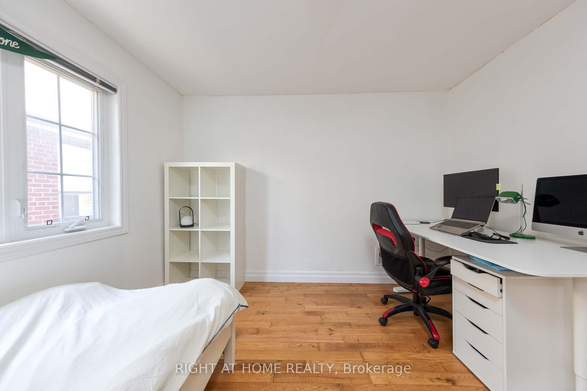 Photo 5 of 48 Hanson Road, Toronto, Oakwood Village — HOMEH
