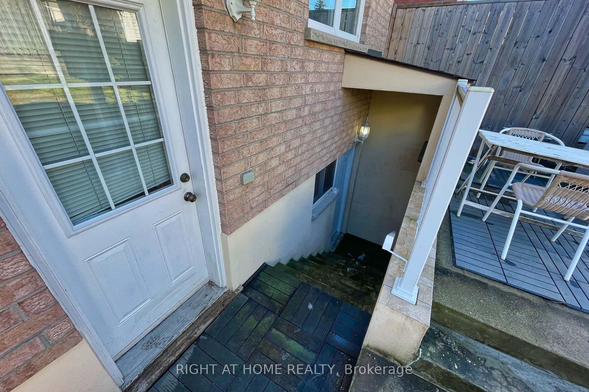 Photo 18 of 48 Hanson Road, Toronto, Oakwood Village — HOMEH