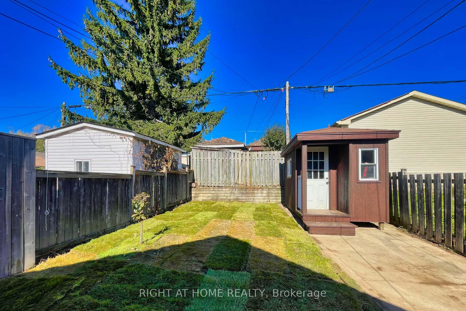 Photo 19 of 48 Hanson Road, Toronto, Oakwood Village — HOMEH